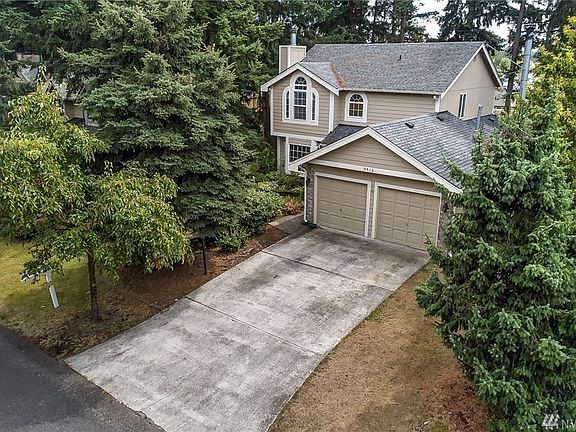 3rd image of 9516 175 St Ct E