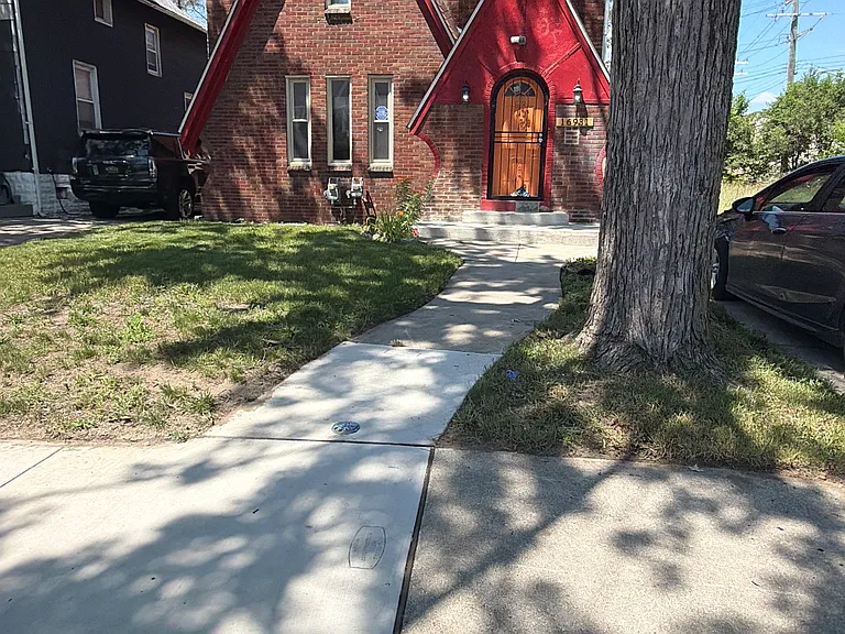 16931 Prairie St — Photo 1