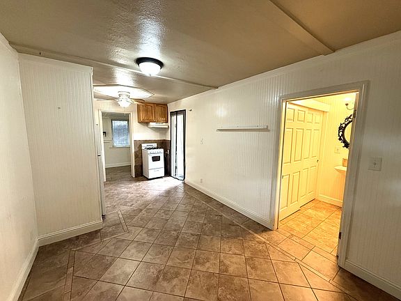 2nd image of 385 E 12th St #6