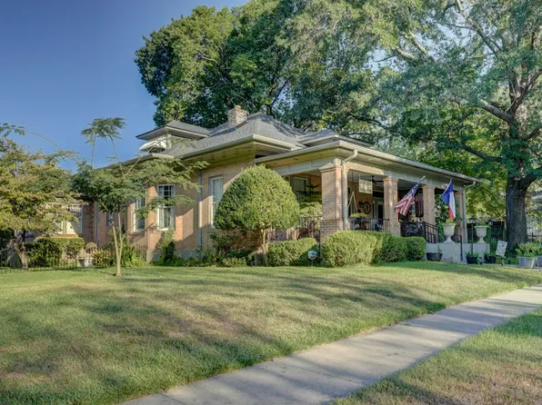 2805 Wood St, Texarkana, TX 75503