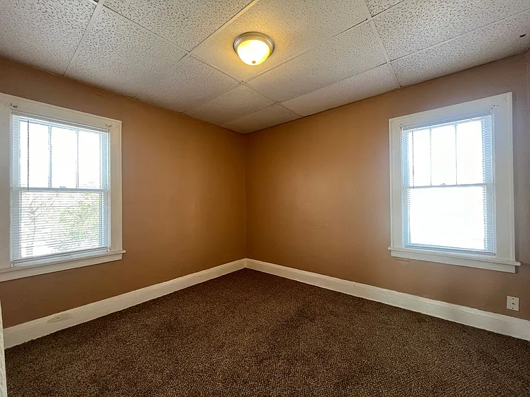516 Smith Ave S #1 — Photo 9