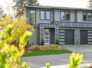 468 Anderton Rd #12, Comox, BC V9M2A5