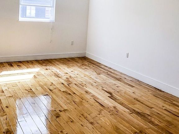 5th image of 2418 Snyder Ave #3B