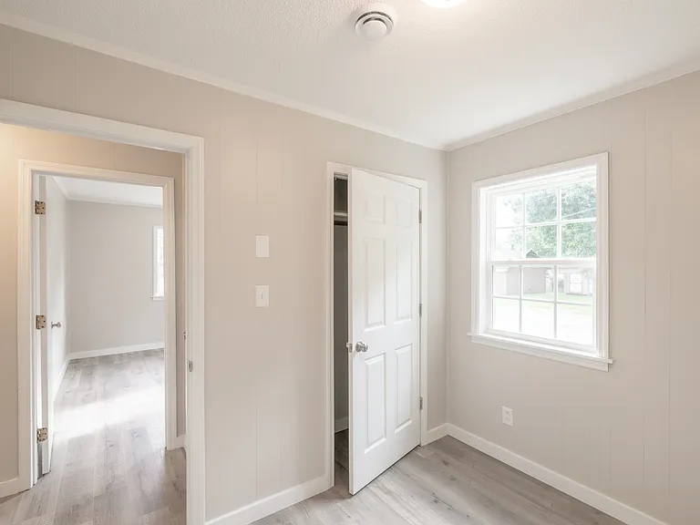 1604 Betz St — Photo 10