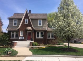 600 Cornelia St, Joliet, IL 60435