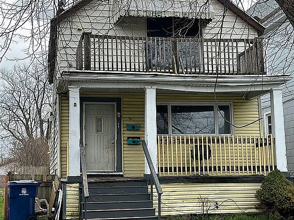 2nd image of 961 West Ave