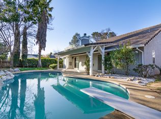 2215 Kathleen Way, Redding, CA 96003
