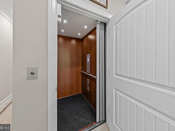 4th image of 35708 Carmel Ter