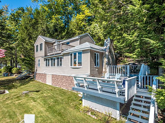 3rd image of 60 N Roberts Cove Road