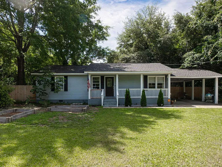 4254 Hickory Rd — Photo 2