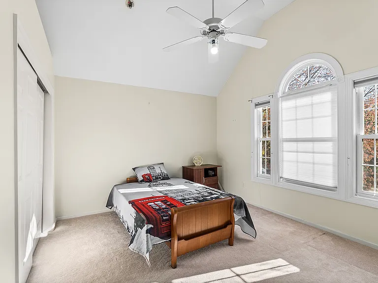 70 Hartley Ln — Photo 13