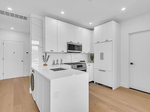 4th image of 50-07 5th St #3D