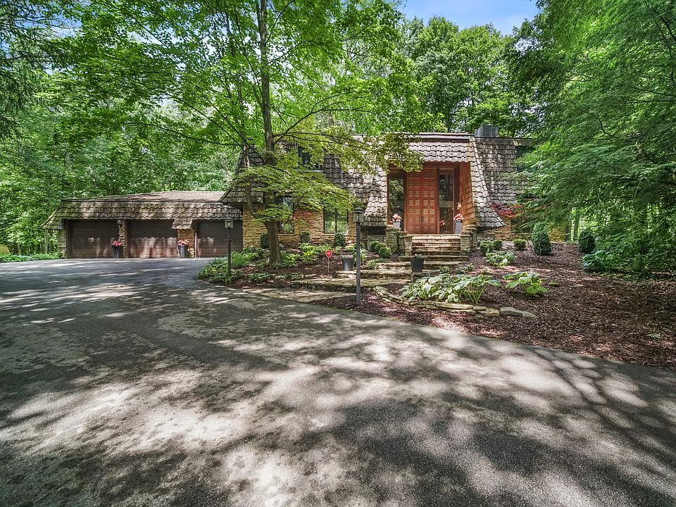 1st image of 2709 Hoberg Dr