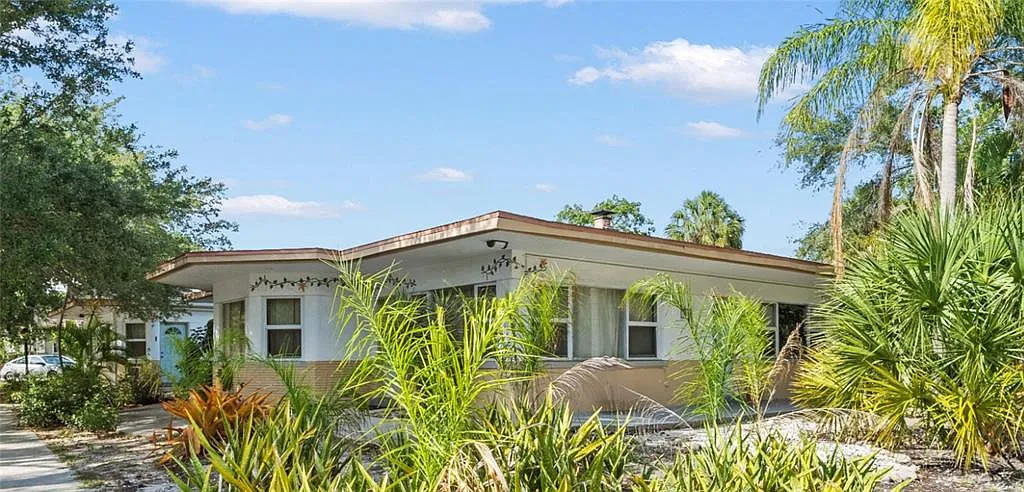 1 bed, 1.0 bath, 400 sqft, $1,150 — Photo 1