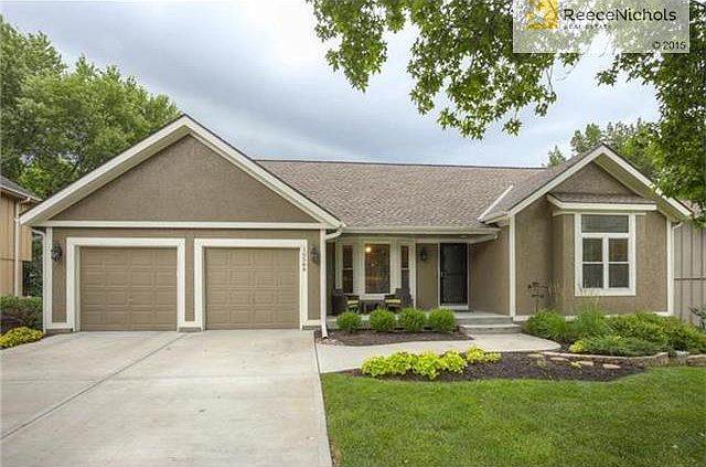 Spacious Rev 1.5 story home