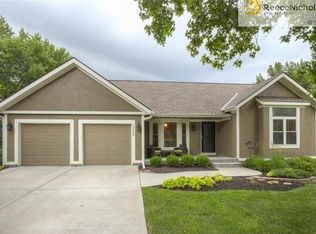 10588 Gillette St, Overland Park, KS 66215