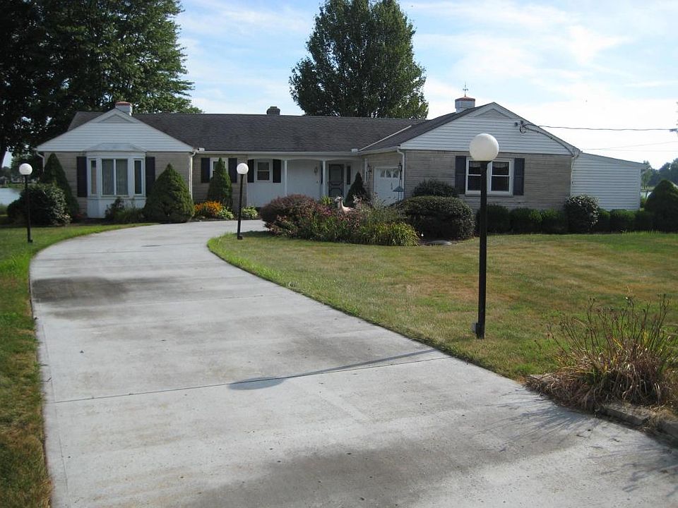 1st image of 155 Sprague Dr