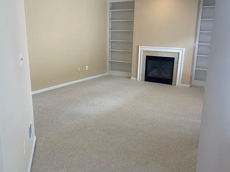 20389 Radcliff Ter — Photo 11
