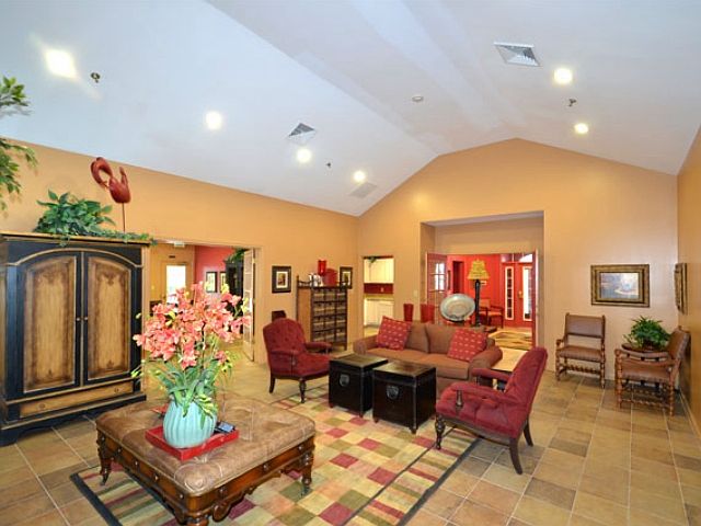 2nd image of 4 Gatehouse Ln APT 411
