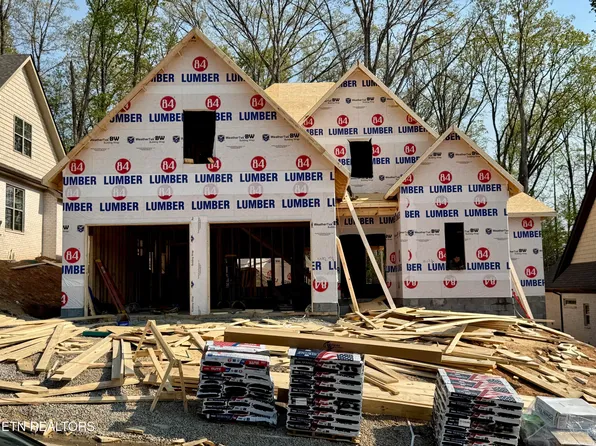 9926 Rio Bravo Ln, Knoxville, TN 37922