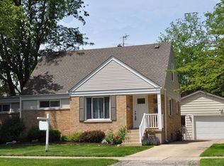 508 E Oakton St, Arlington Heights, IL 60004