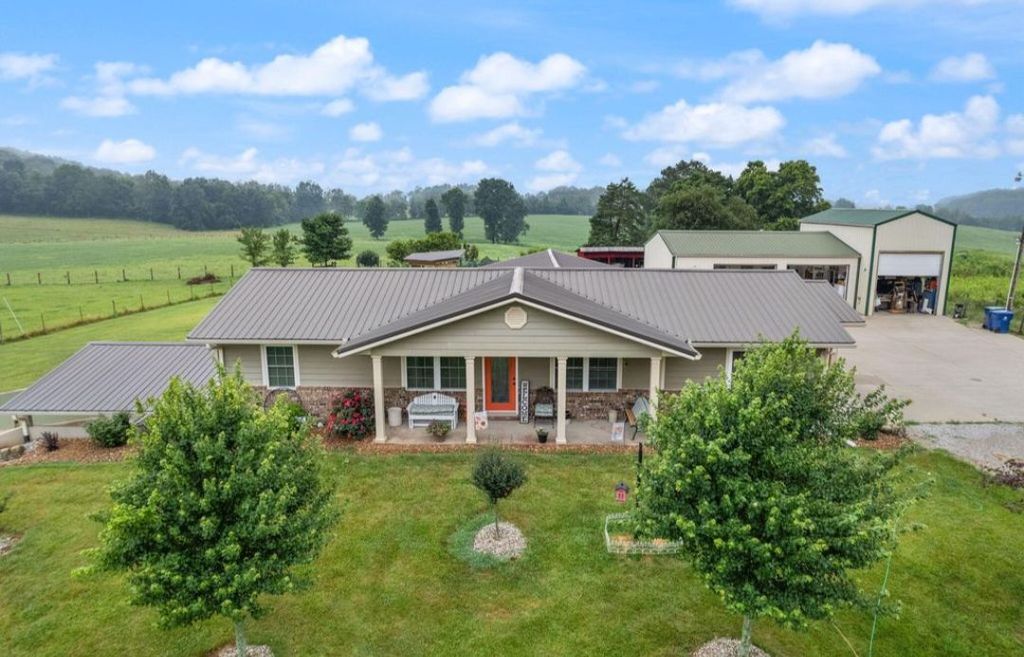 1381 White Rd - Property Image
