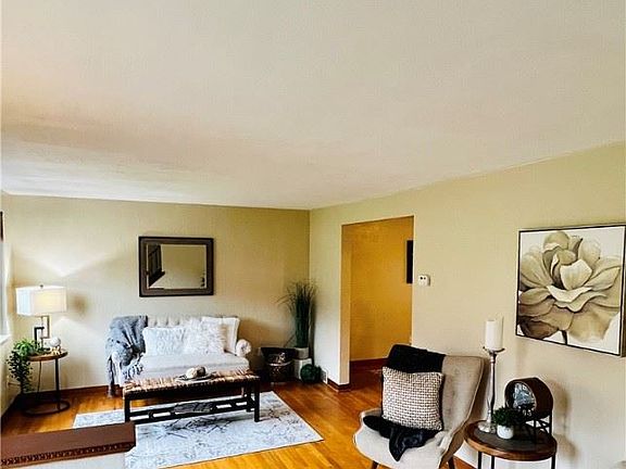3rd image of 1648 Beryl Dr