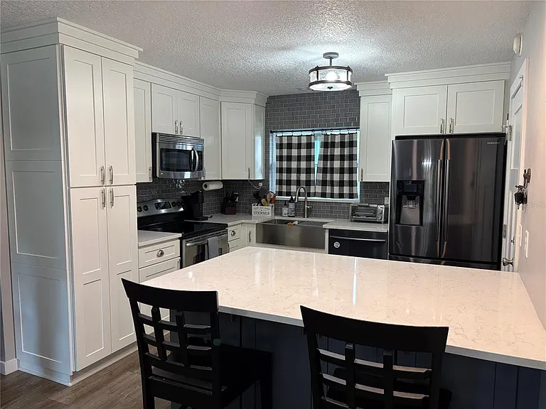 10010 Gannon Ln — Photo 10