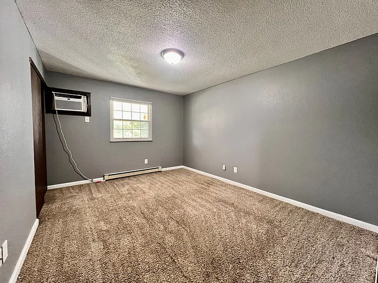 5534 Heatherdowns Blvd — Photo 7
