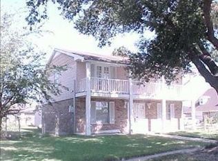 10341 Flossmoor Dr, New Orleans, LA 70127