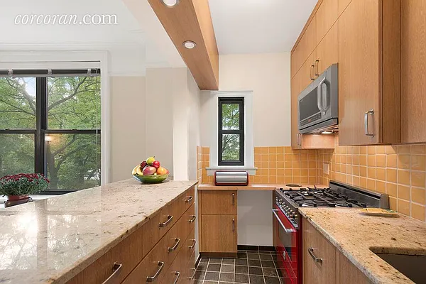 Rented by Corcoran | media 1