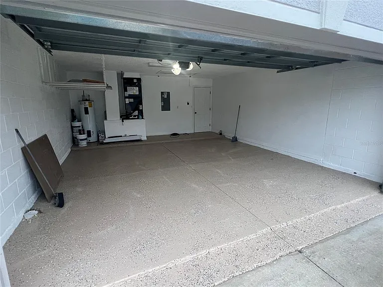 1063 Bluegrass Dr — Photo 23