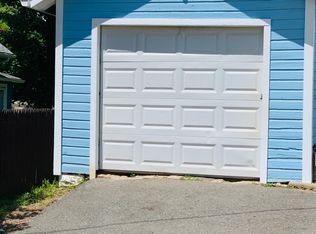 77 N Pond St #B, Bristol, CT 06010