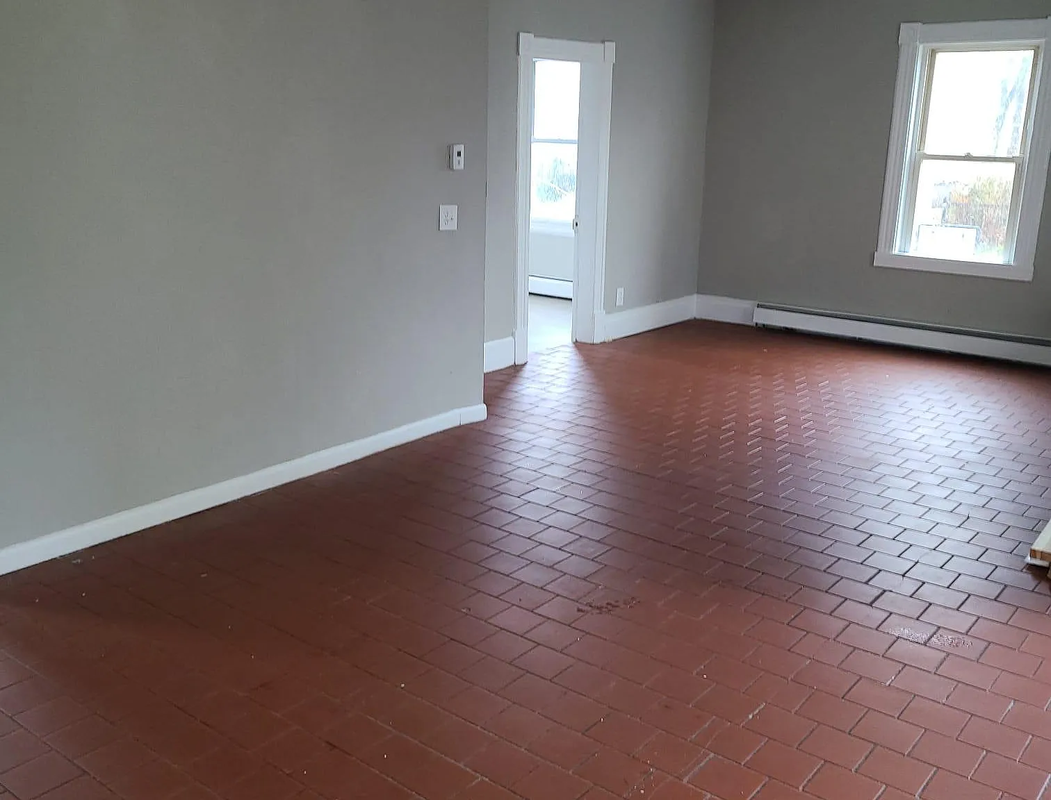3 bed, $1,200 — Photo 3