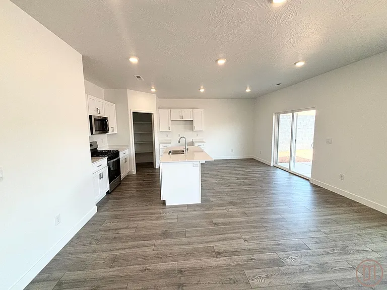 1604 S Ripple Rock Dr — Photo 10