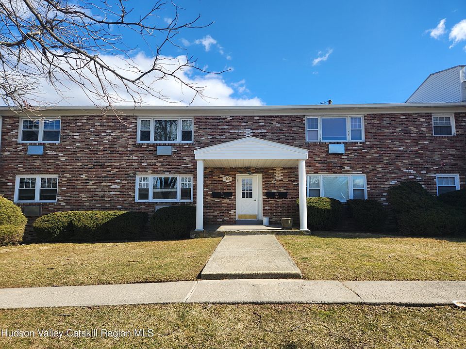 1st image of 136 N Chestnut Street #10b