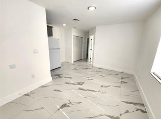 2466 Lincoln St #3, Hollywood, FL 33020