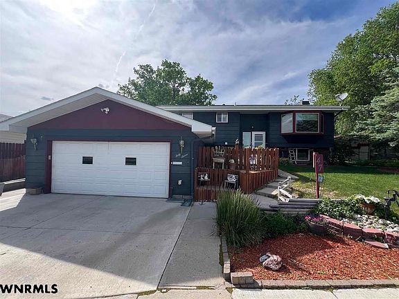 3rd image of 47 Western Dr