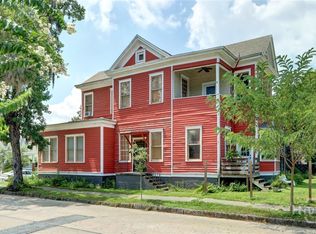 1109 Harmon St, Savannah, GA 31401