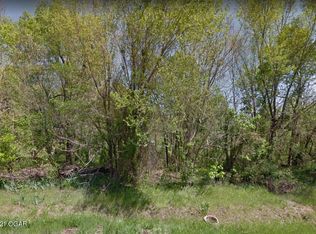 2525 W Perkins St, Joplin, MO 64801