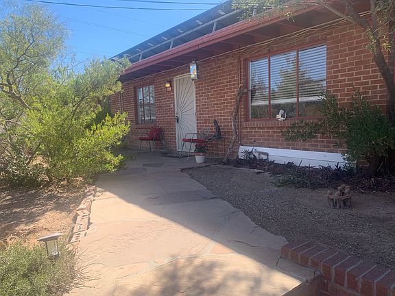 2nd image of 3446 E Monte Vista Dr