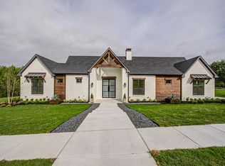 1000 Woodbridge Pl, Heath, TX 75032