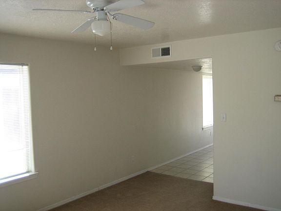 2nd image of 2905 La Habra St #B