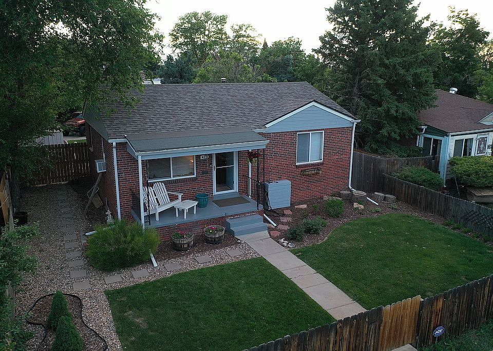 1st image of 635 S Zuni St