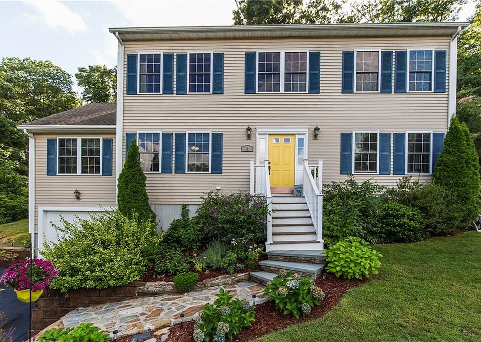 1st image of 9 Johnson Ct