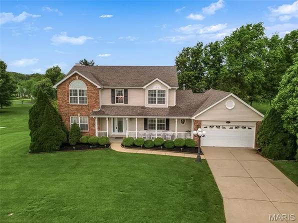 1613 Rembrandt Dr, Dardenne Prairie, MO 63368