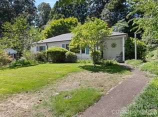 28 Arthur Rd, Asheville, NC 28806
