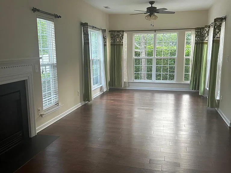 326 Luke Meadow Ln — Photo 12