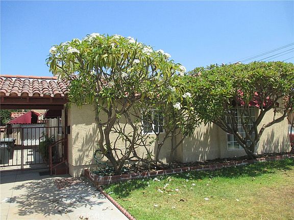 3rd image of 3511 California St