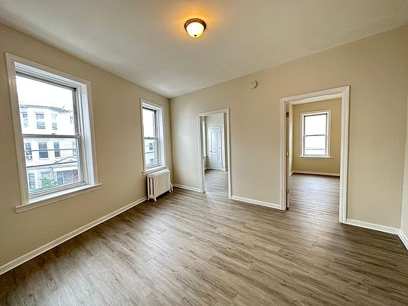 2nd image of 326 Summit Ave #22E